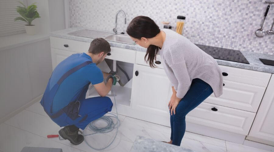 Professional Leak Detection in Freer, TX